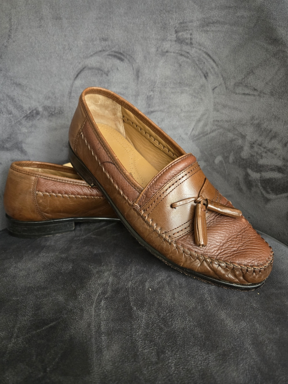 Brass Men's Classic Brown Leather Tassel Slip-On Loafers